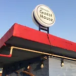 Johnny\'S Guesthouse